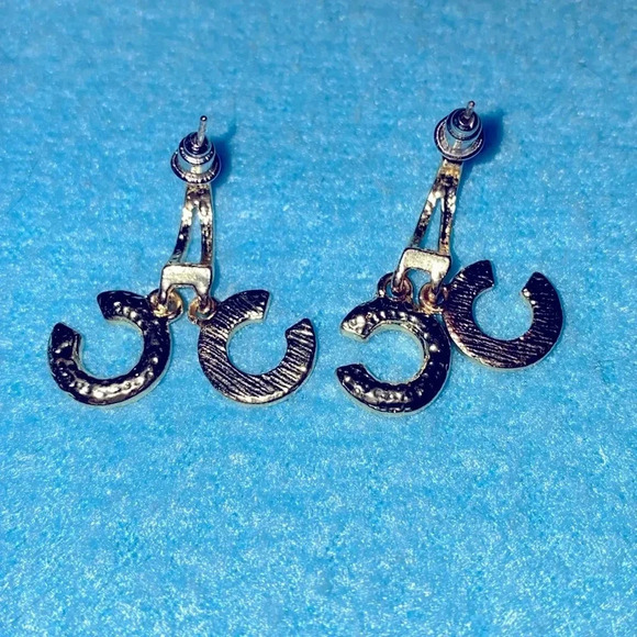 CC rhinestone and enamel gold tone pierced earrings chic and effortless dangles - Picture 3 of 6
